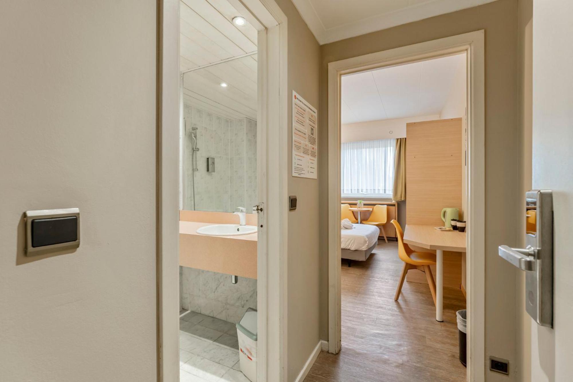 Sleep & Go Brussels South Hotel Waterloo Eksteriør billede